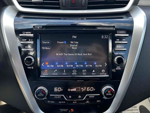 Used 2018 Nissan Murano S image 27