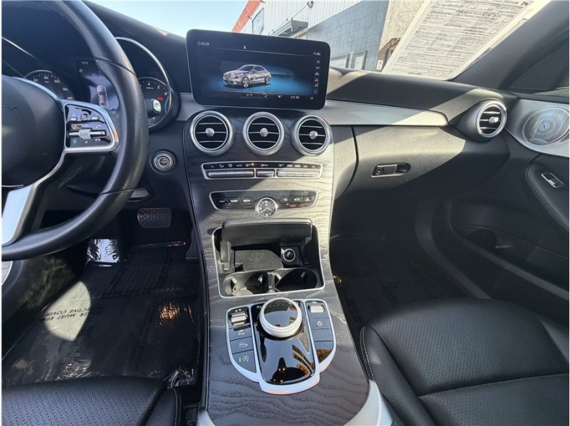 Used 2020 Mercedes-Benz C 300 Sedan w/ Premium Package image 33
