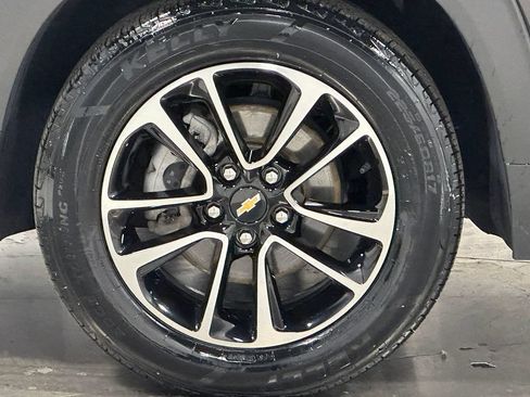 Used 2024 Chevrolet TrailBlazer LT FWD image 16