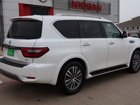 Certified 2024 Nissan Armada SL w/ Captain's Chairs Package image 6