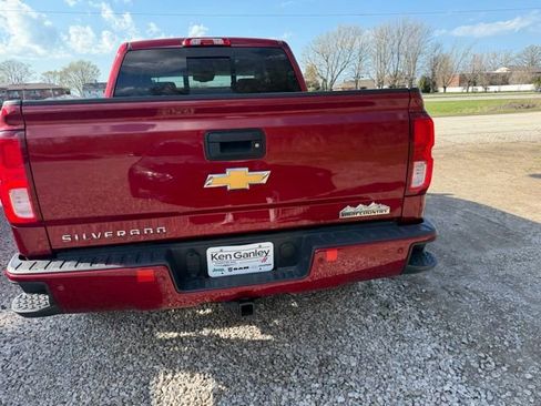 Used 2018 Chevrolet Silverado 1500 High Country image 14