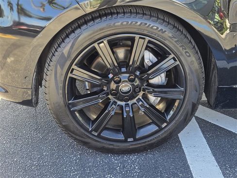 Used 2022 Land Rover Range Rover Sport HSE Silver Edition image 11