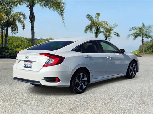 Used 2020 Honda Civic LX image 4
