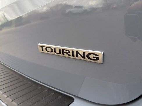 New 2026 Honda Odyssey Touring image 11