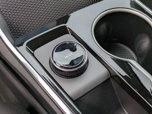 New 2026 Chevrolet Equinox LT image 24