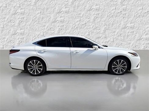 Used 2020 Lexus ES 350 w/ Premium Package image 2