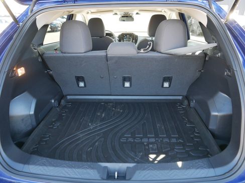 Used 2025 Subaru Crosstrek 2.0i Premium AWD/4WD image 18