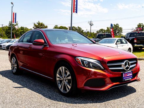 Used 2018 Mercedes-Benz C 300 4MATIC Sedan w/ Parking Assist Package image 8