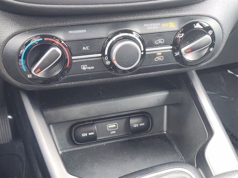 Used 2024 Kia Soul LX w/ Option Group 015 image 17