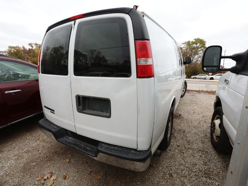 Used 2014 Chevrolet Express 1500 image 6