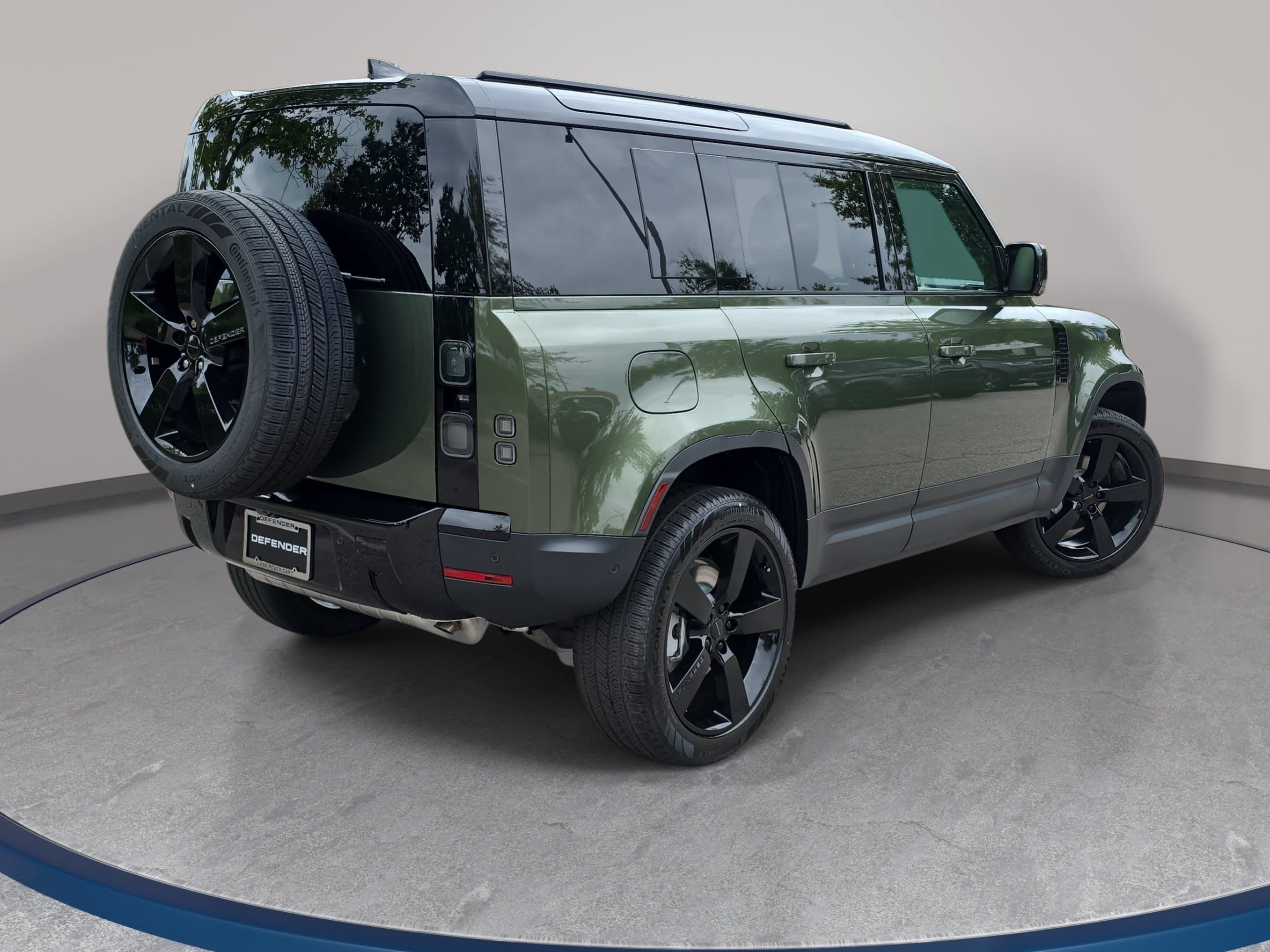 New 2026 Land Rover Defender 110 S AWD/4WD image 5