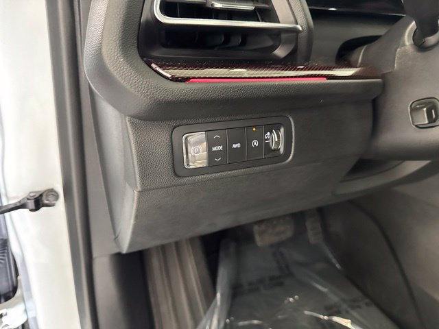 Used 2025 Chevrolet Traverse RS AWD/4WD image 58