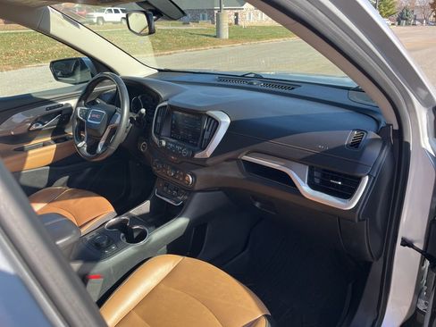 Used 2018 GMC Terrain SLT w/ Preferred Package image 23