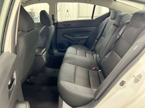 Used 2025 Nissan Altima 2.5 SV FWD image 22