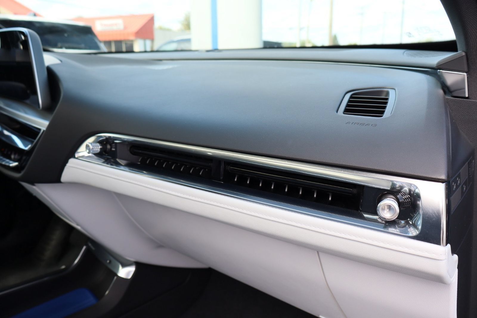 Used 2024 Cadillac Lyriq Luxury AWD/4WD image 48