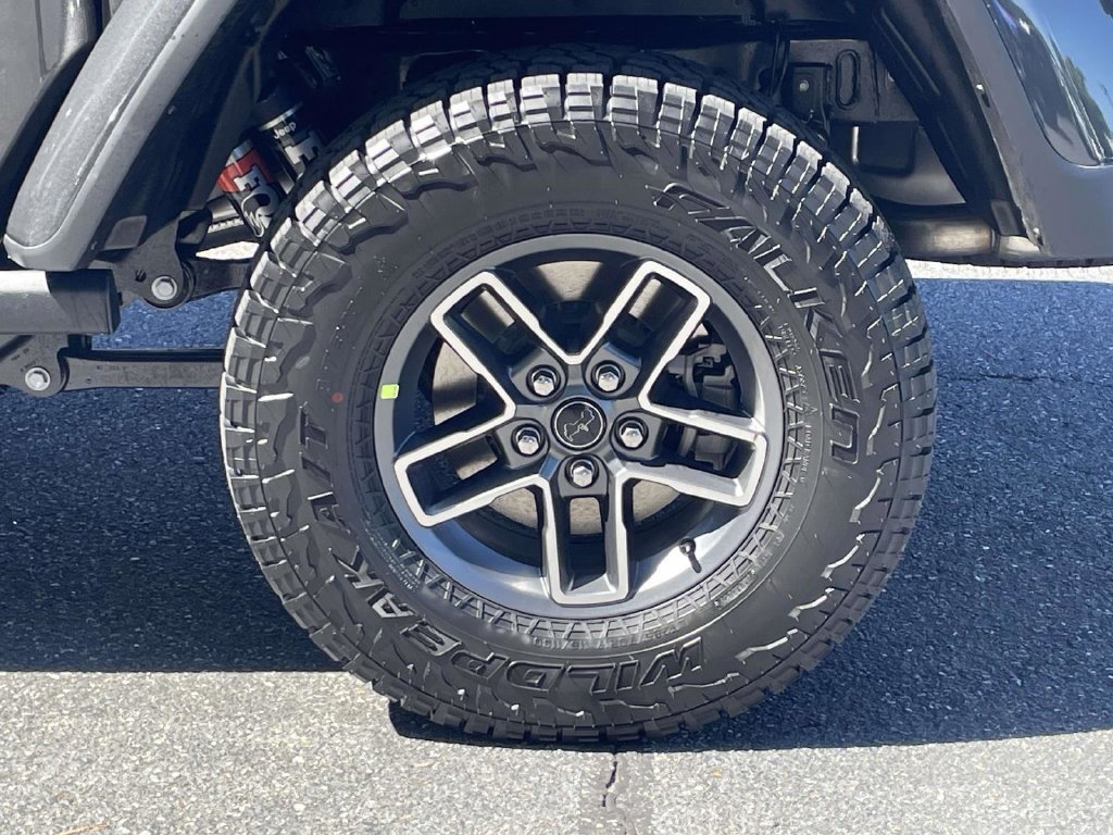 New 2027 Jeep Gladiator Mojave AWD/4WD image 12