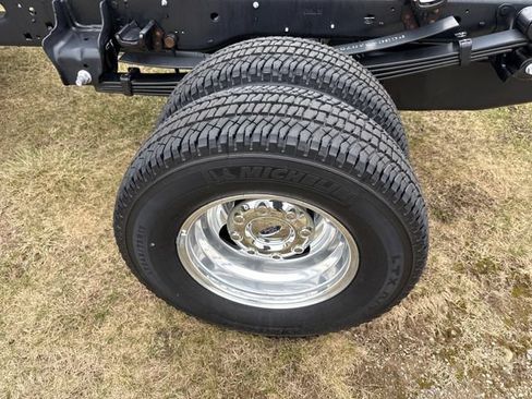 New 2026 Ford F350 XL w/ XL Chrome Package AWD/4WD image 18