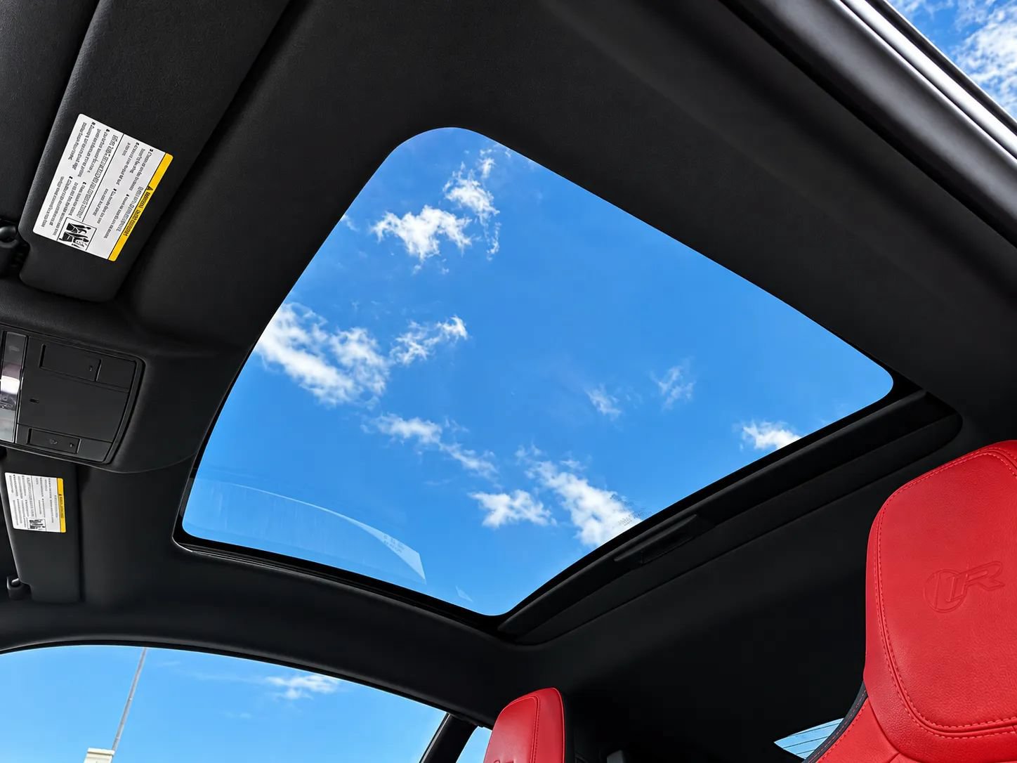 Used 2021 Jaguar F-TYPE R AWD/4WD image 21