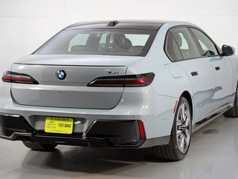 Used 2024 BMW 740i w/ Premium Package 2 RWD image 63