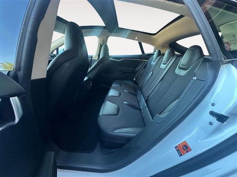 Used 2013 Tesla Model S Long Range image 13