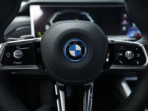 New 2026 BMW i7 eDrive50 w/ M Sport Package image 36