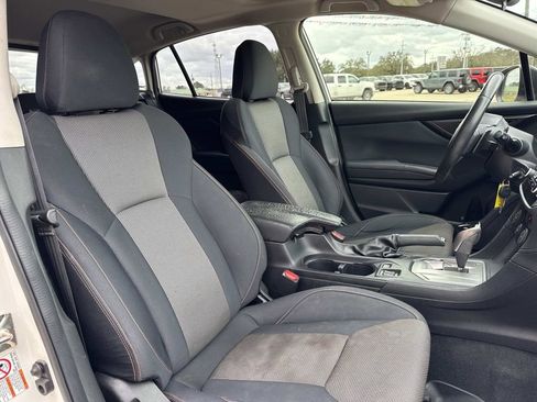 Used 2019 Subaru Crosstrek 2.0i Premium image 23