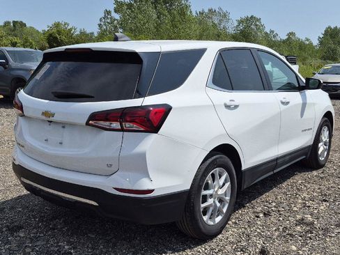 Used 2024 Chevrolet Equinox LT w/ LPO, Floor Liner Package FWD image 3