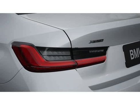 New 2026 BMW 330i xDrive Sedan w/ Premium Package AWD/4WD image 8