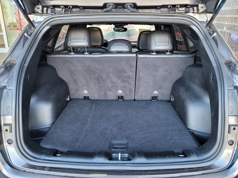 Used 2023 Jeep Compass Limited image 8