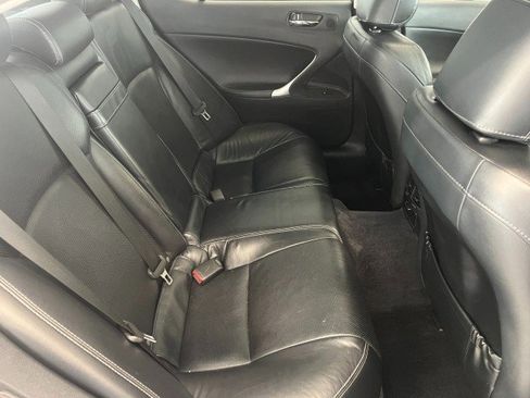 Used 2011 Lexus IS 250 AWD w/ Premium Pkg Value Edition image 34