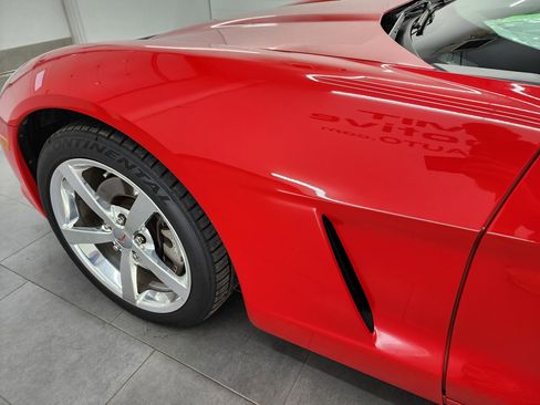 Used 2009 Chevrolet Corvette Coupe w/ Preferred Equipment Group RWD image 31