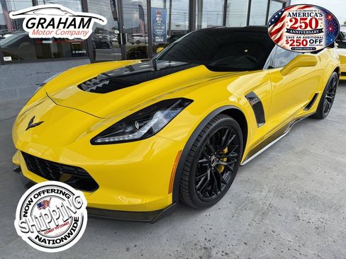 Used 2015 Chevrolet Corvette Z06 w/ Z07 Performance Package RWD image 1