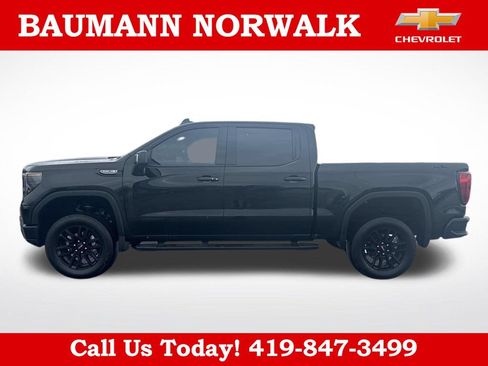 Used 2026 GMC Sierra 1500 Elevation w/ Elevation Premium Package AWD/4WD image 4
