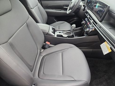 New 2026 Hyundai Santa Cruz SEL FWD image 14