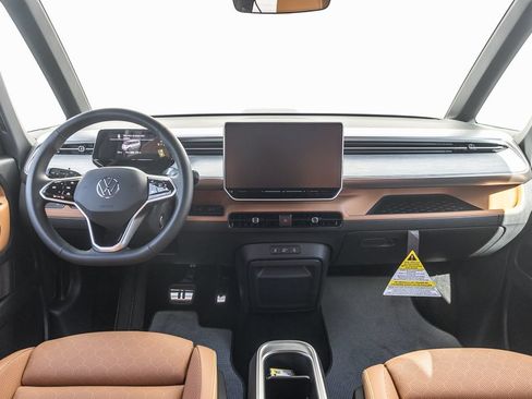 New 2025 Volkswagen ID. Buzz Pro S Plus AWD/4WD image 9