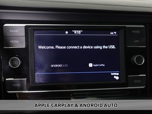 Used 2024 Volkswagen Jetta SE FWD image 8
