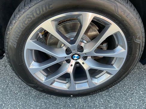 Used 2024 BMW X5 xDrive40i w/ Parking Assistance Package AWD/4WD image 23