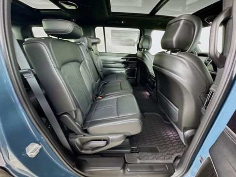 New 2026 Jeep Grand Wagoneer 4WD image 33