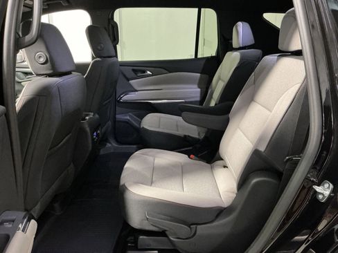 New 2026 Chevrolet Traverse LT w/ LPO, Floor Liner Package image 32