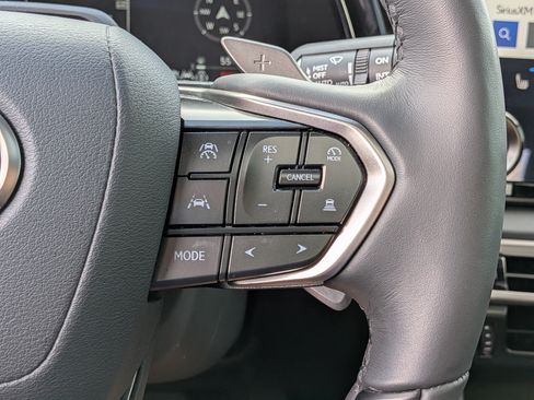 Used 2025 Lexus RX 350 Premium w/ Convenience Package FWD image 26