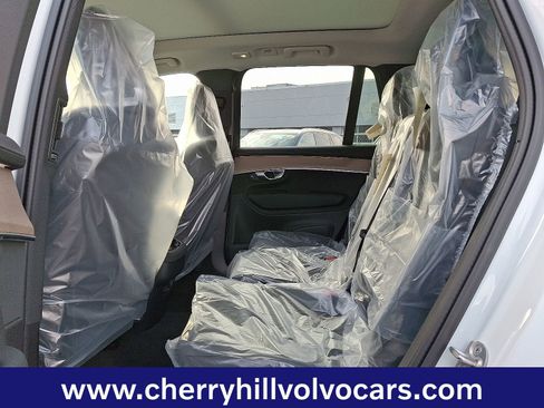 New 2026 Volvo XC90 B6 Plus w/ Protection Package Premier image 7