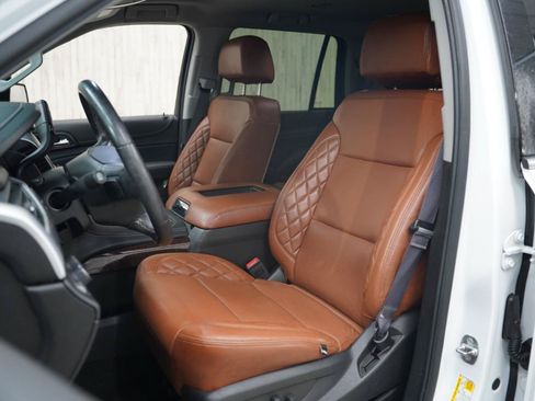 Used 2016 GMC Yukon SLE w/ Convenience Package AWD/4WD image 24