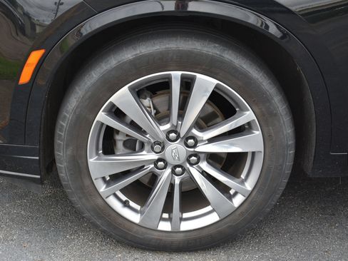 Used 2023 Cadillac XT6 Premium Luxury AWD/4WD image 10