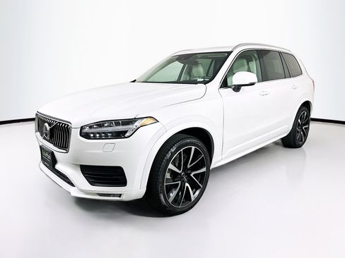 Used 2022 Volvo XC90 T6 Momentum w/ Advanced Package AWD/4WD image 3