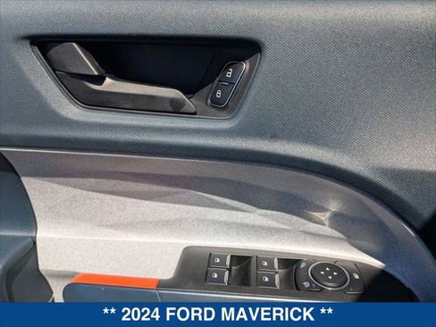 Used 2024 Ford Maverick XLT FWD image 11