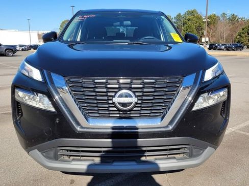 Used 2023 Nissan Rogue SV image 9