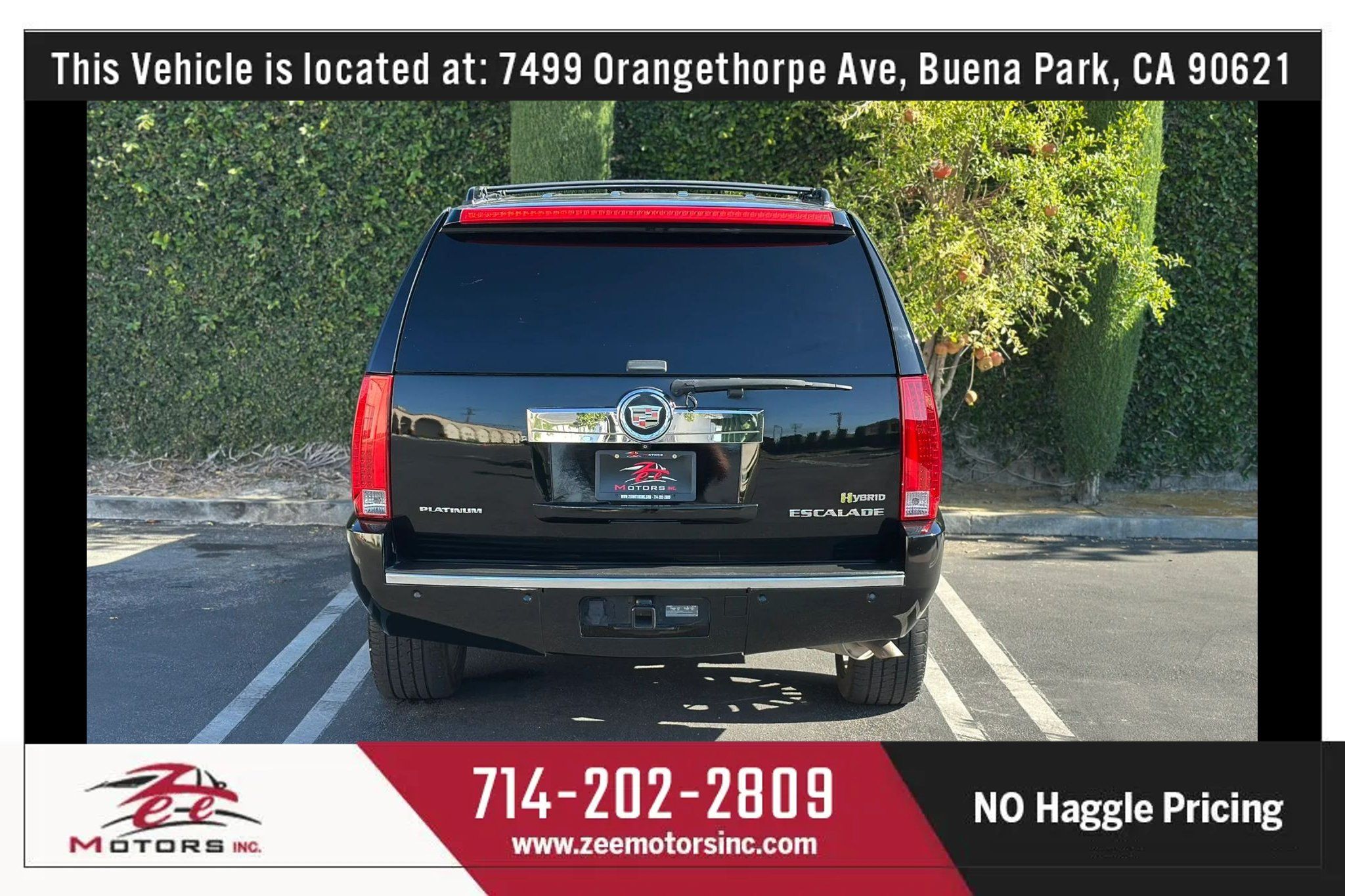 Used 2013 Cadillac Escalade Platinum AWD/4WD image 8