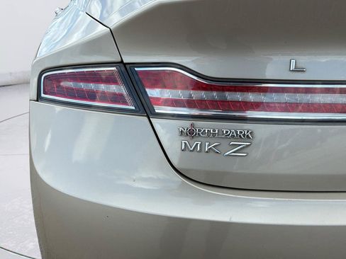 Used 2017 Lincoln MKZ Reserve w/ Technology Package FWD image 39