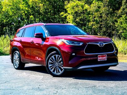 Used 2021 Toyota Highlander Platinum