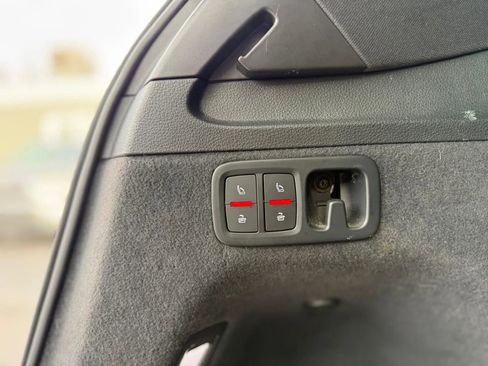 Used 2017 Audi Q7 3.0T Premium Plus image 35